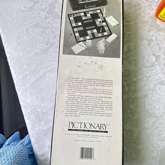 Pictionary First Edition- 1985 - Picture 4 of 10